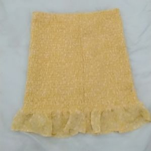 A top (can be use as a skirt)